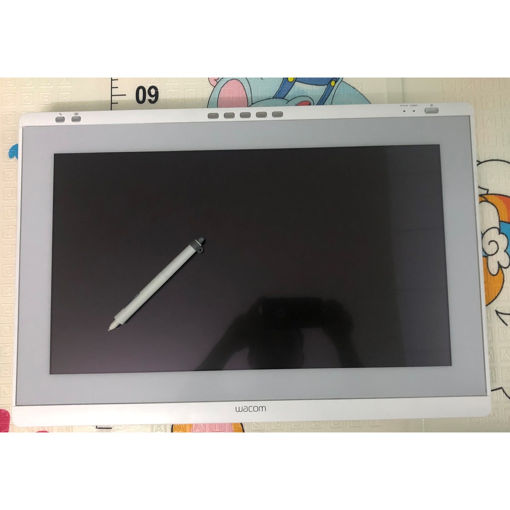 Bút tương tác Wacom DTH-2242 và màn hình cảm ứng 22inch