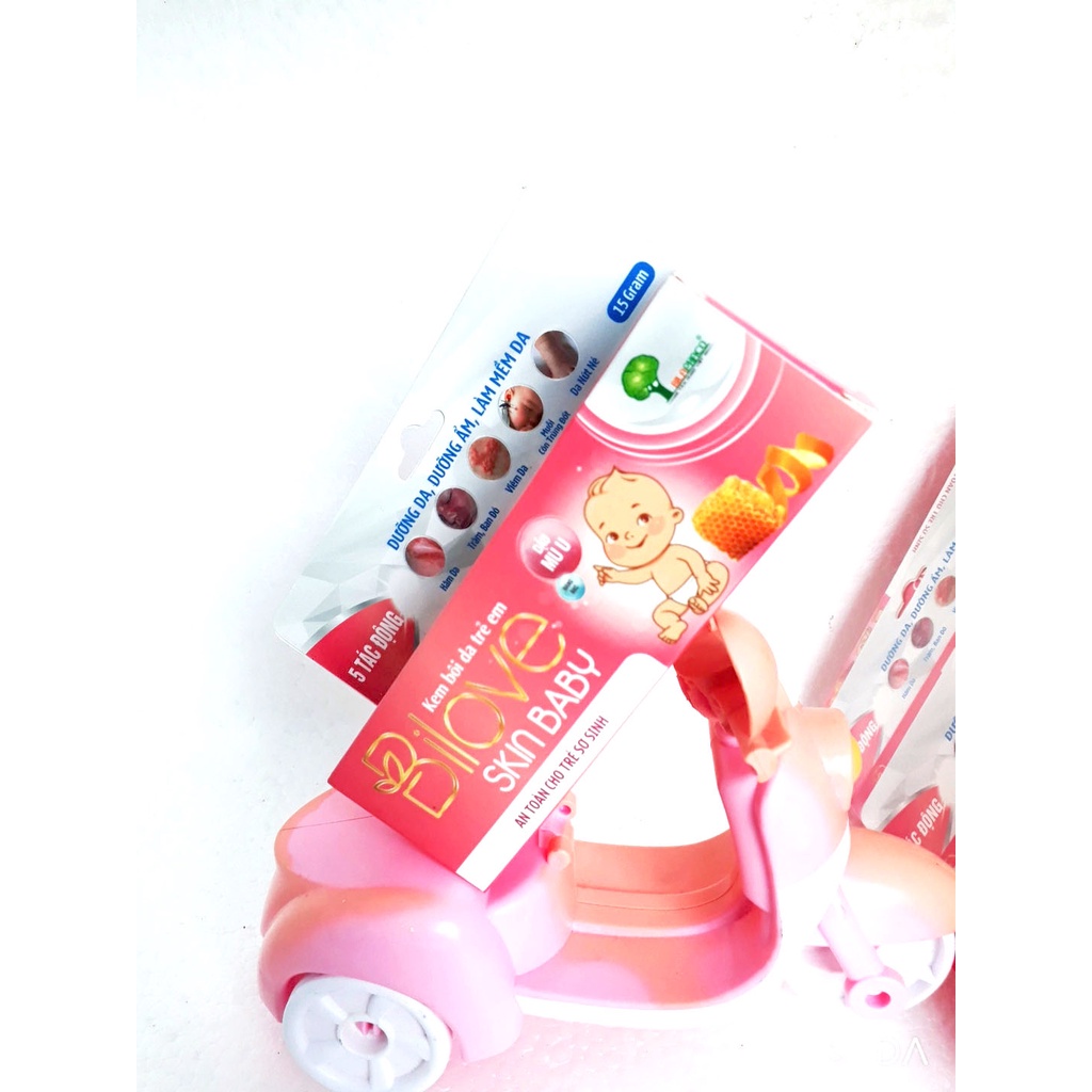 Mỡ bôi da trẻ em BILOVE, giúp dưỡng da, dưỡng ẩm, làm dịu da khi bị viêm da, mẩn ngứa, khô rát, nứt nẻ, côn trùng cắn