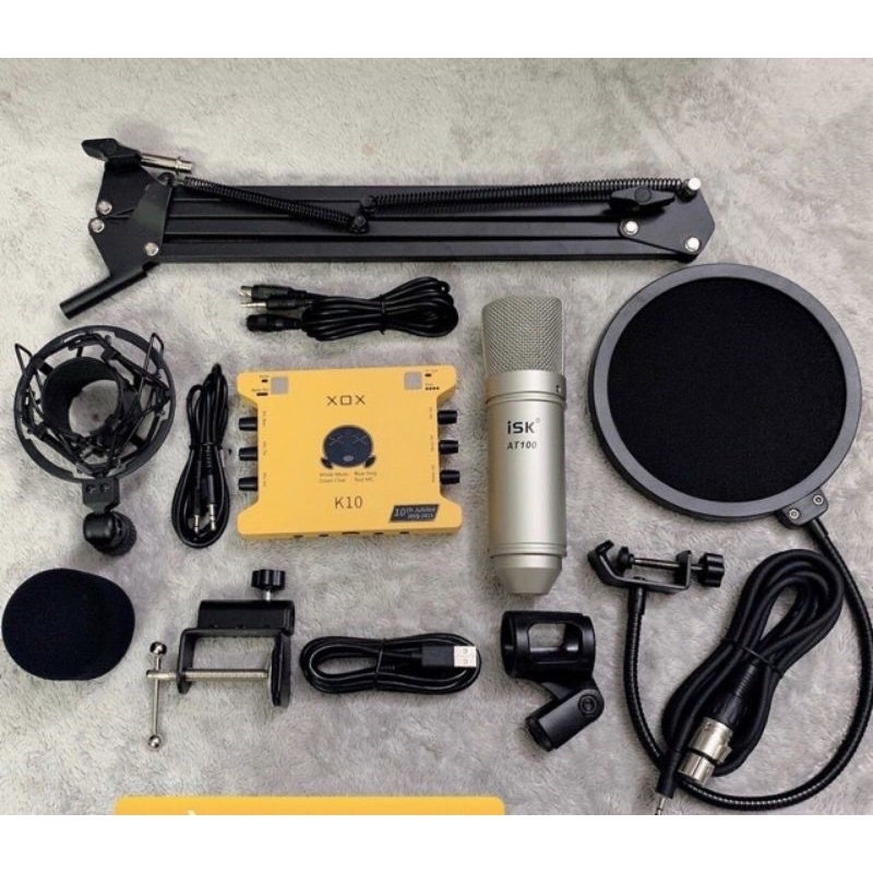 bộ combo LIVESTREAM sound card k10 PHIÊN BẢN (2020)và mic isk at100+chân kẹp+màng lọc+tặng tai nghe nhét tai
