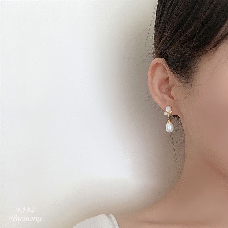 Bông tai ngọc trai nhân tạo chất liệu bạc xi mạ vàng nữ tính Jesse | HARMONY ACCESSORIES K182