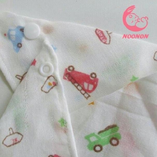 Khăn Quàng Cổ - Khăn Xô Tam Giác (có 2 cúc chỉnh)