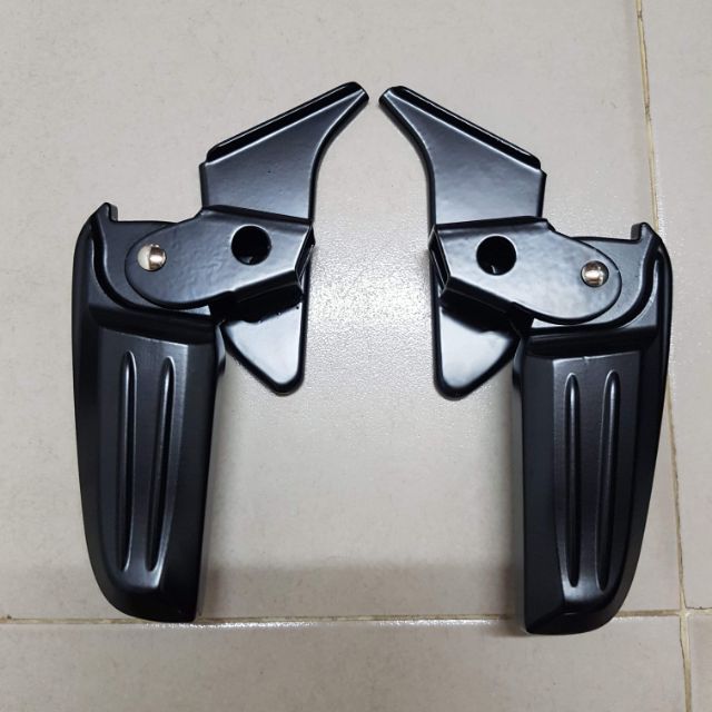GÁC CHÂN CHO XE VESPA