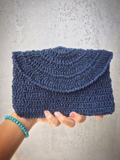 Ví cầm tay handmade, móc len sợi giấy