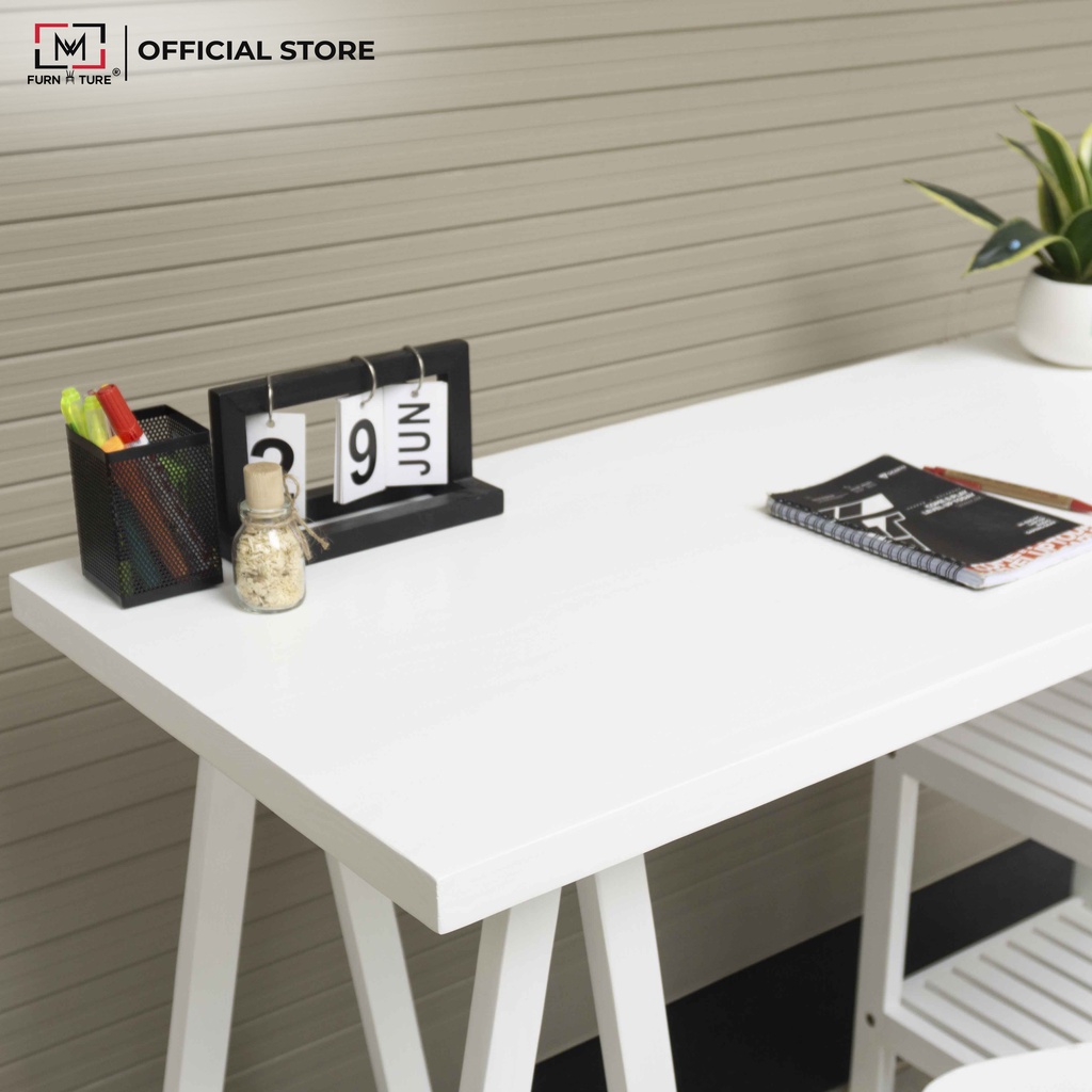 Bàn học làm việc có kệ chân tháp màu trắng thương hiệu MW FURNITURE - Nội thất căn hộ