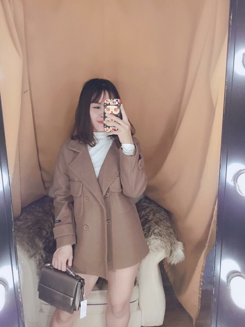 Áo dạ dáng vừa túi hộp