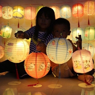 Lồng Đèn Giấy Thủ Công Phát Sáng Cho Bé Mẫu Giáo