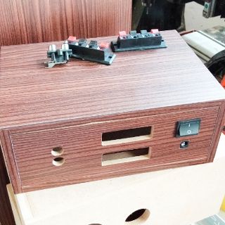 Vỏ CD ô tô, đủ phụ kiện