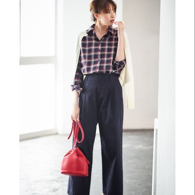 Áo sơ mi Flanel Uniql0 vải sợi nỉ