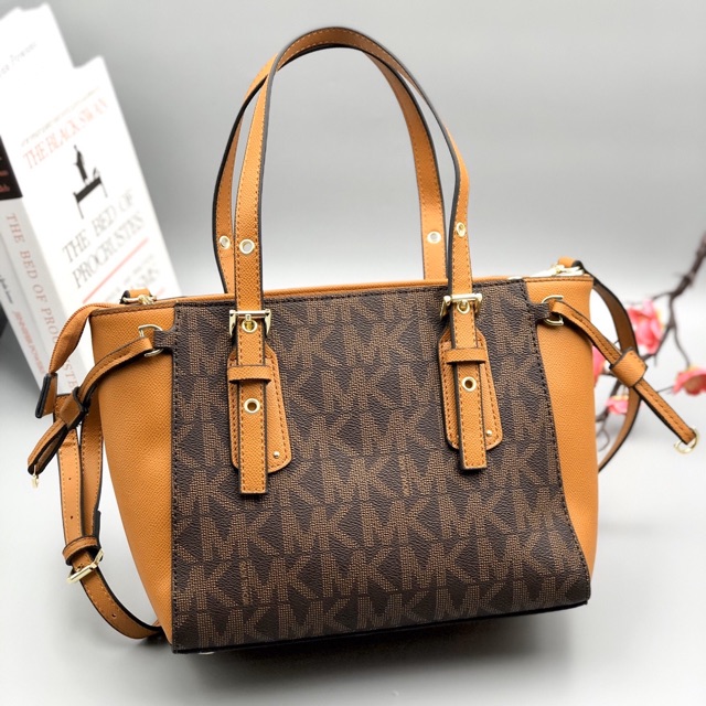 ❌ TÚi MICHAEL KORS SHOPPER XOÈ ❌Size nhỏ , hàng nối chuyền