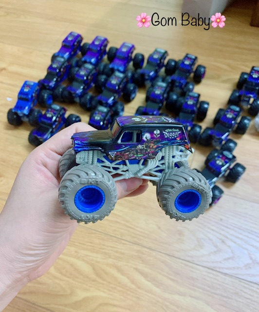 Mô Hình Xe Monter Jam 1:64 - Digger Nobox