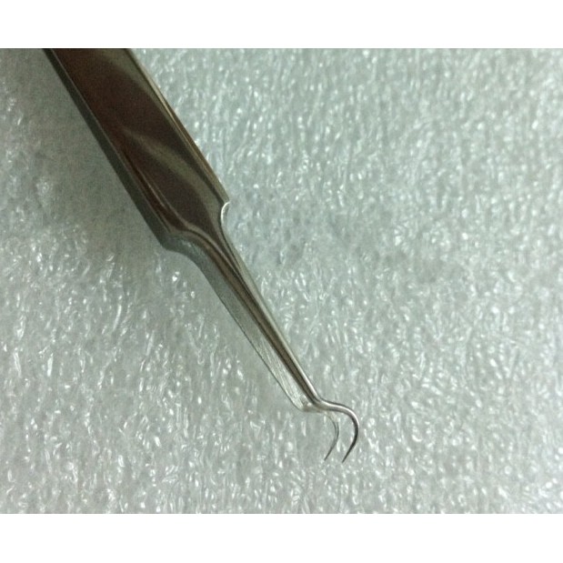 Nhíp gắp mụn thần thánh của Hàn Quốc