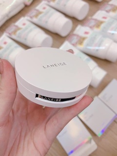 [CHÍNH HÃNG 100%] PHẤN PHỦ CAO CẤP LANEIGE LIGHT FIT PACT
