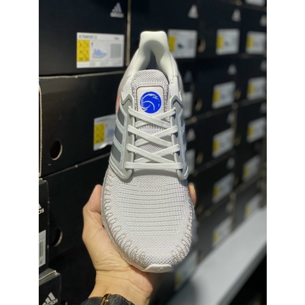 Giày Adidas Ultra boost chính hãng full box