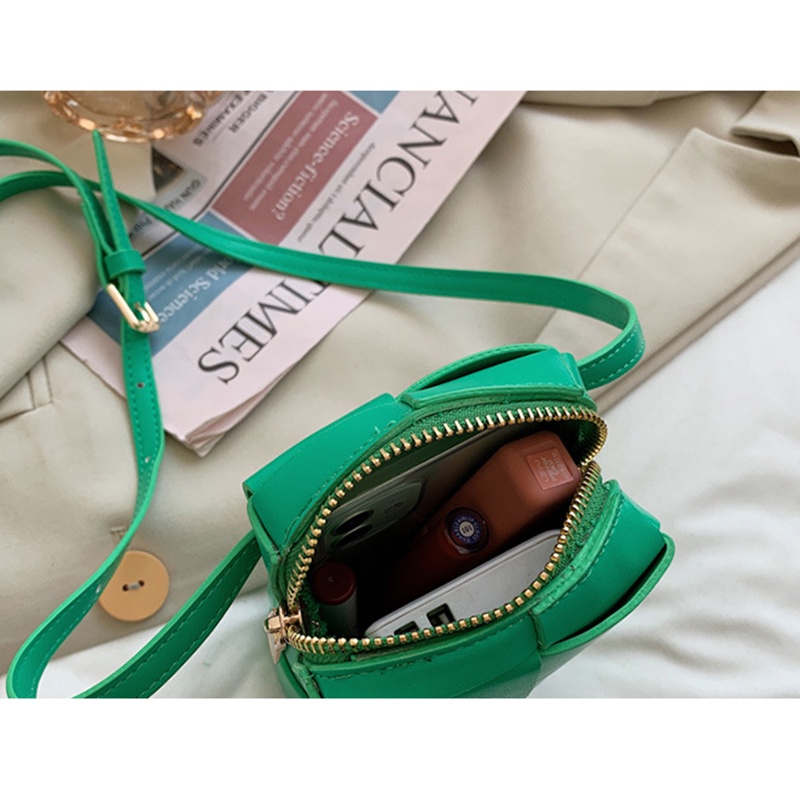 Túi Đeo Chéo Vai Bằng Vải Dệt Hình Trái Bơ mini Dành Cho Nữ