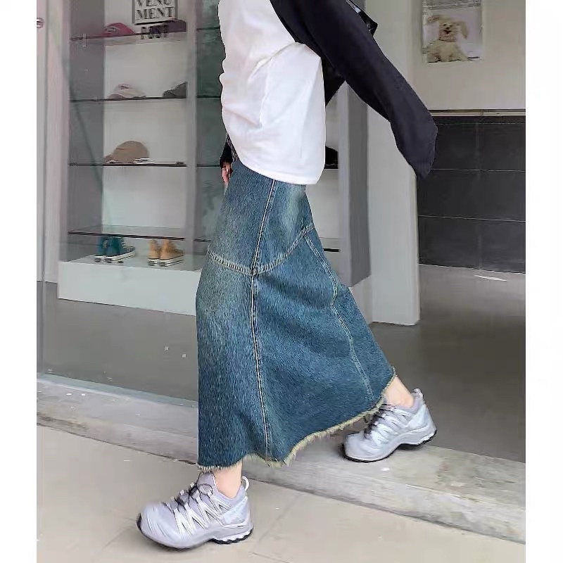 Chân váy bò dáng ôm dài phong cách Hàn Quốc hách dáng