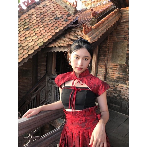 Croptop miniFen tặng kèm áo ống đen | BigBuy360 - bigbuy360.vn