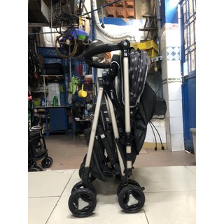 Xe Đẩy 2 Chiều Combi Ricco