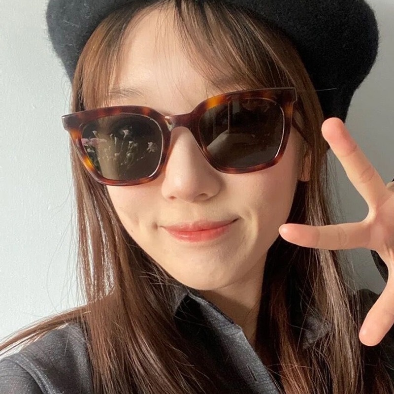 (KIQI-FASHION) COD Kính Mát Mắt Mèo Chống Tia UV400 Thời Trang Cho Nữ
