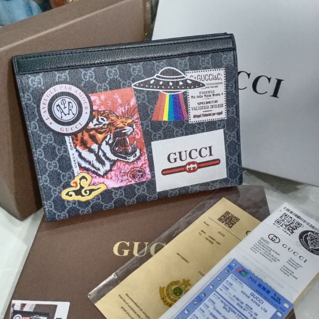 Clutch cầm tay sang trọng