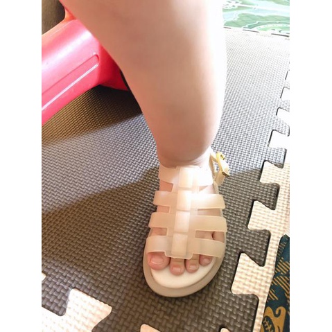 Giày sandal đế mềm chống trượt đơn giản xinh xắn dành cho bé