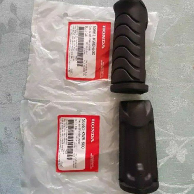 Cặp cao su gác chân giữa xe Wave A, RS, RSX, Future...zin honda