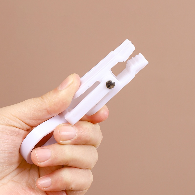 Móc Nhựa Treo Rèm Đa Năng Có Thể Xoay Được