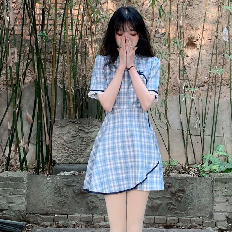 Đầm Sườn Xám Trung Hoa Họa Tiết Kẻ Sọc Thời Trang Mùa Hè 2022