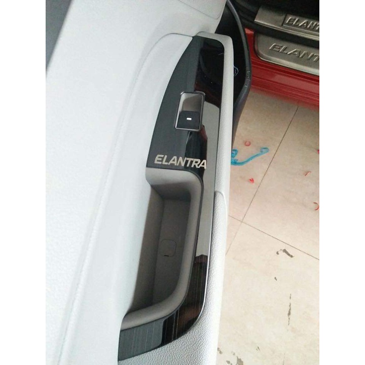 Ốp Nội Thất Xe Hyundai Elantra 2016 đến 2021 - 5 chi tiết mẫu Titan phay xước