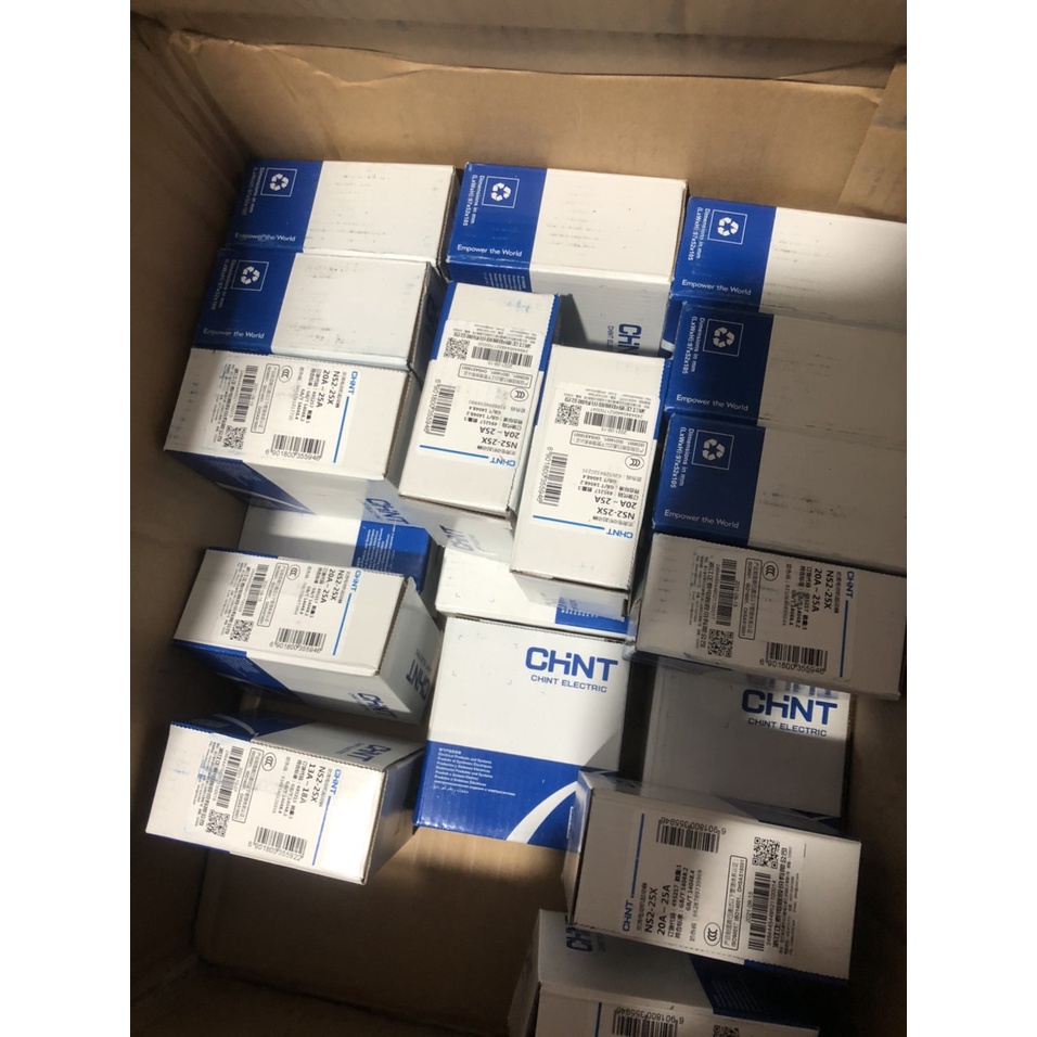 AT CB Chỉnh dòng NS2-25X (hàng Chint)+ tiếp điểm phụ