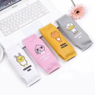 Hộp bút kakao friends / Hộp bút bé đào