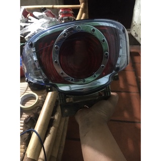 pha đèn sau xe jockey kymco