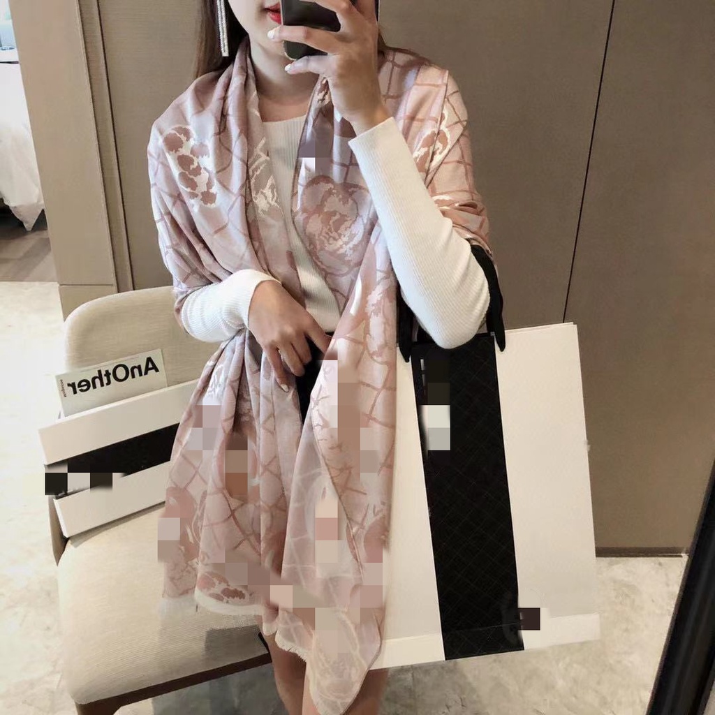 Khăn quàng cổ chất dạ ép mịn đẹp sang trọng chưa kèm hộp đựng