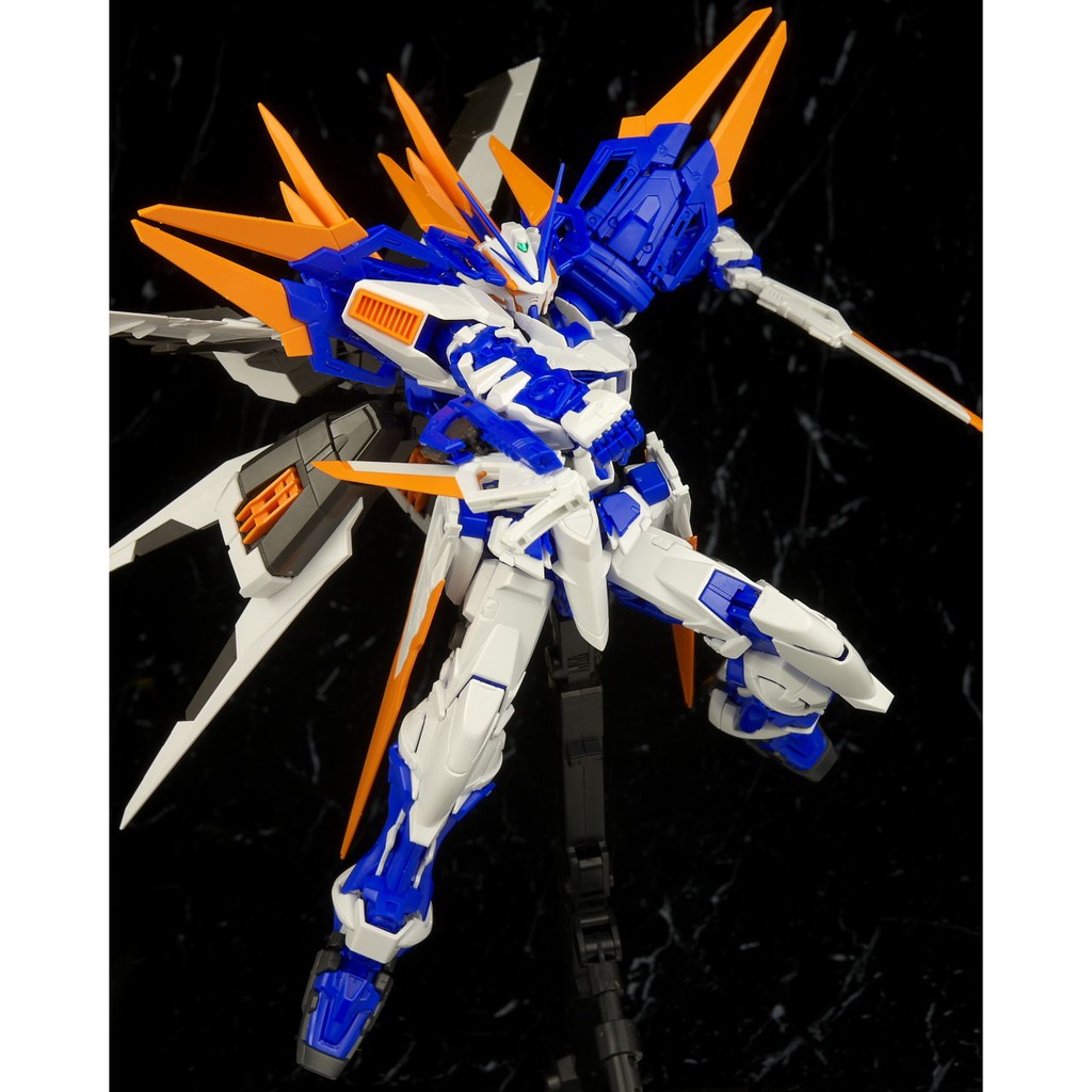 Mô hình lắp ráp Gundam Bandai MG Astray Blue Frame D