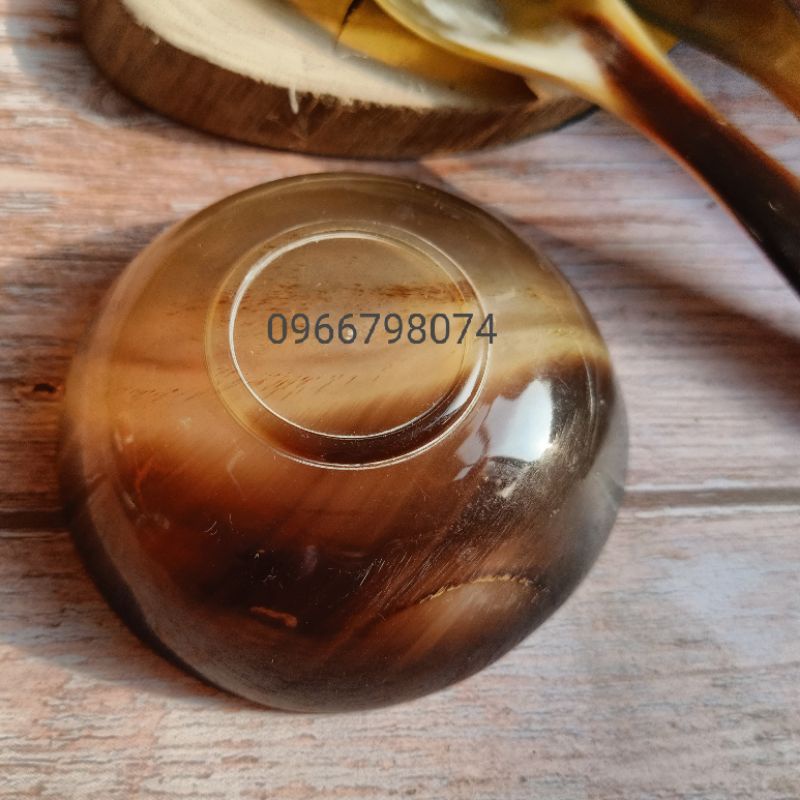 Bát sừng trâu tự nhiên rơi không vỡ, nhỏ nhẹ dễ cầm làm bát ăn dặm cho bé