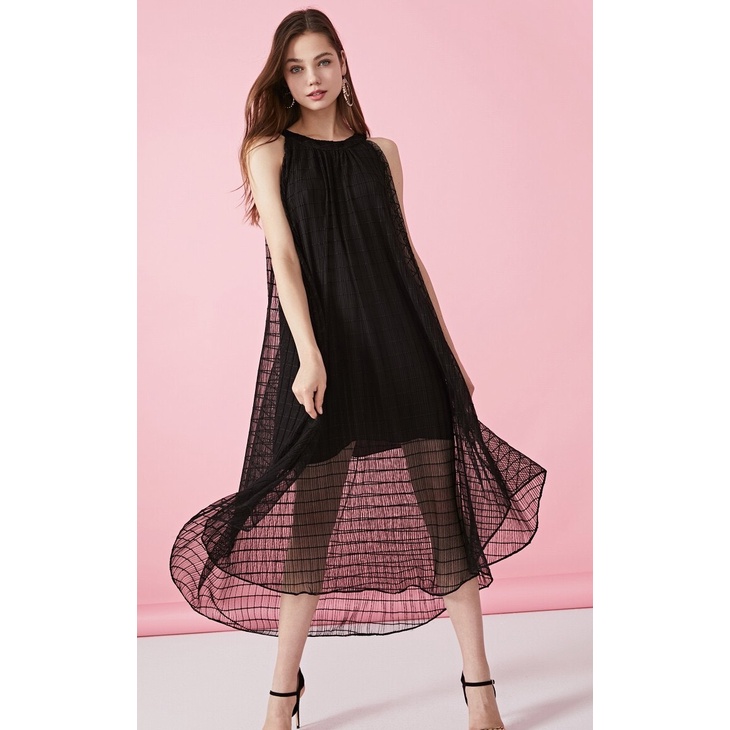 Váy Yếm Thêu 3D | UnI 4Life