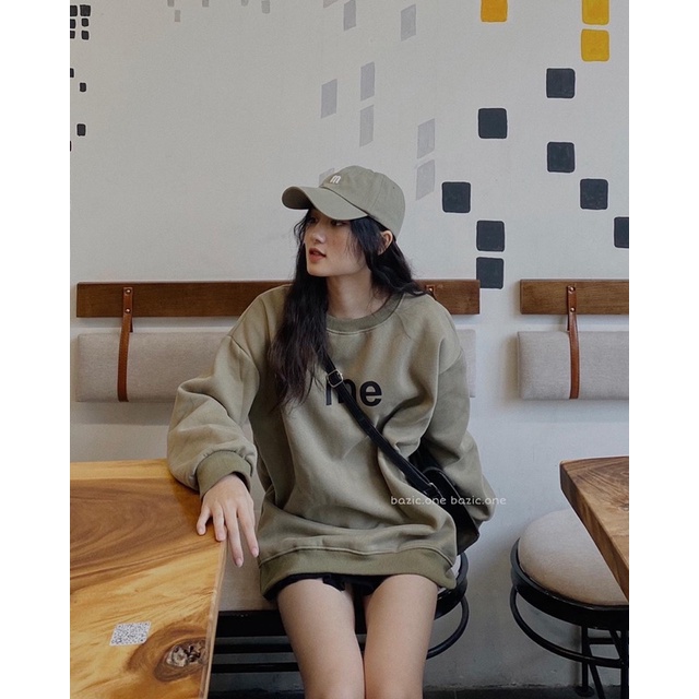 Áo sweater nỉ bông form rộng, áo nỉ bông in chữ Bazic one | BigBuy360 - bigbuy360.vn