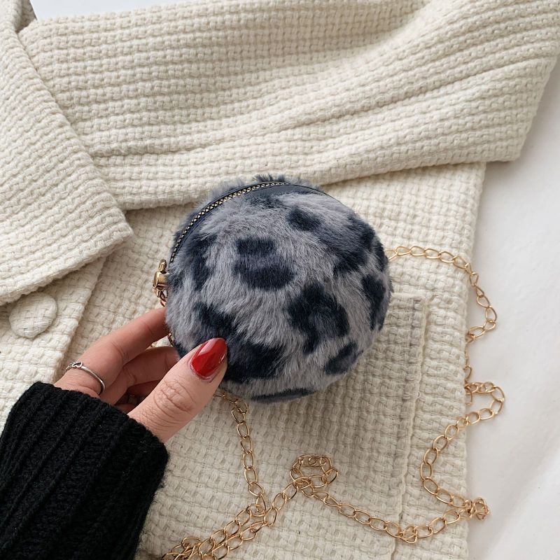 Túi Xách Đeo Vai Mini Hình Quả Bóng Đá Phủ Lông Dễ Thương Thời Trang Thu Đông Cho Nữ