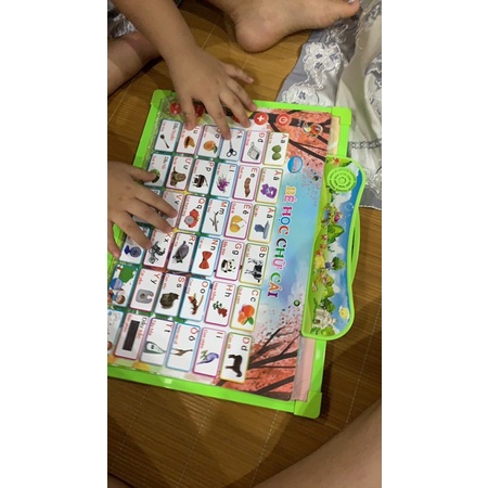 Bảng chữ cái điện tử song ngữ 11 chủ đề cho bé thông minh - Tặng kèm pin