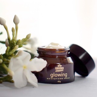 KEM DƯỠNG DA GLOWING MOISTURISING CREAM NAUNAU
