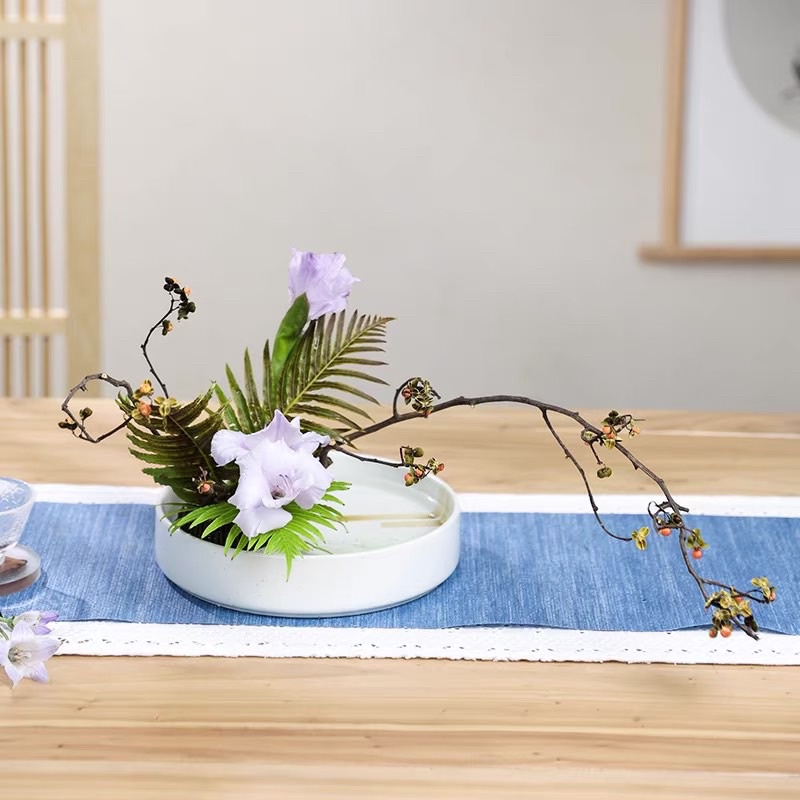 Bát cắm hoa phong cách cổ phong