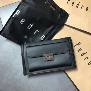 Túi Pedro clutch 2 ngăn khóa gài