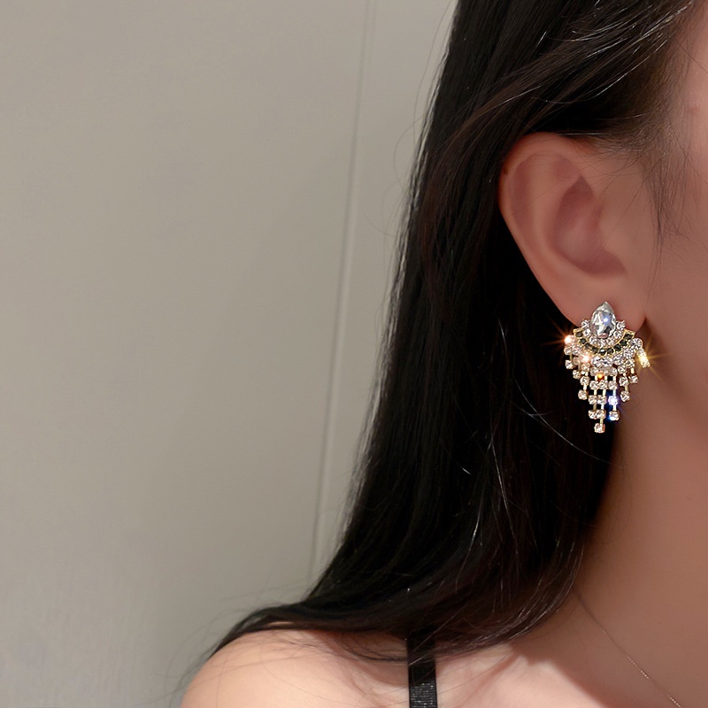 Bông Tai Mạ Bạc 925 Hình Giọt Nước Đính Đá Thời Trang Hàn Quốc Cho Nữ