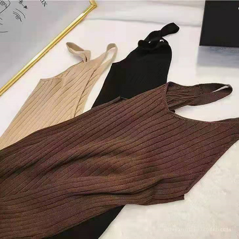 Đầm len hai dây dáng ôm thời trang gợi cảm cho nữ