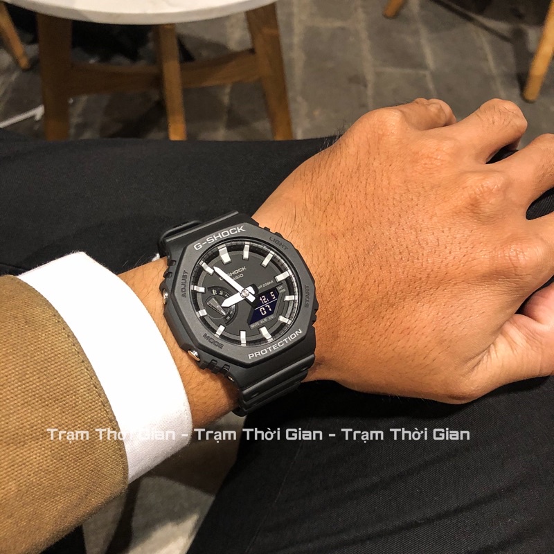 Đồng hồ nam Casio G-shock GA-2100-1A- Kích thước vỏ : 48,5×45,4×11,8mm