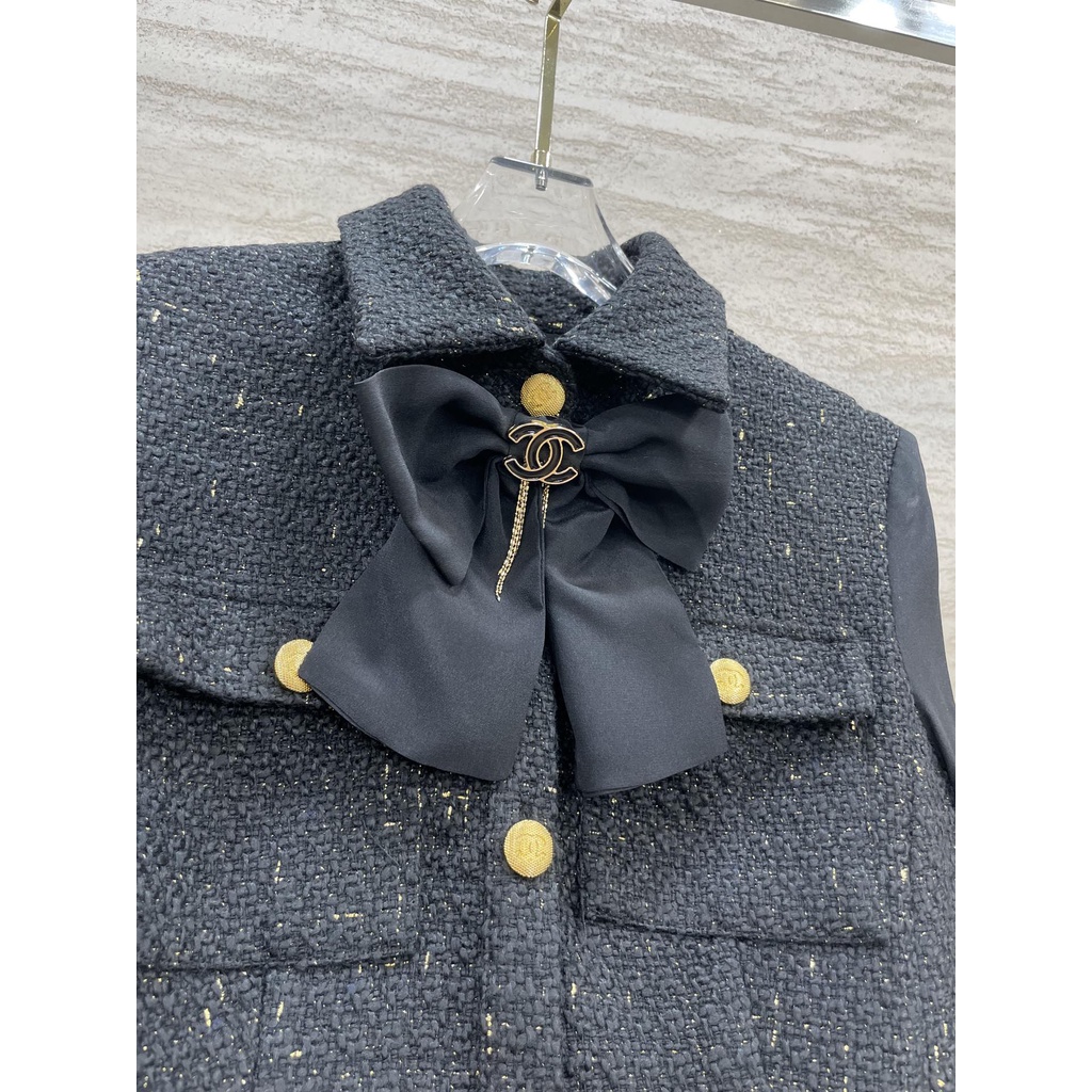 Váy len xếp li dài tay Channel thời trang