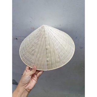 Nón lá cho bé viền trắng
