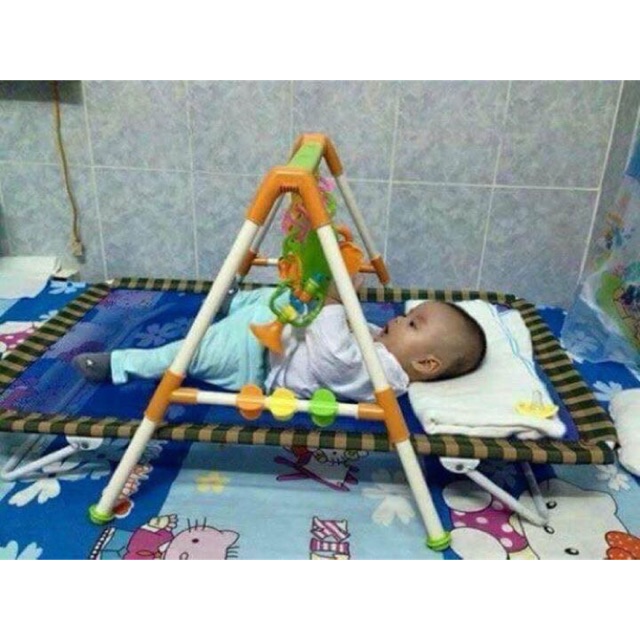 giường lưới cho bé