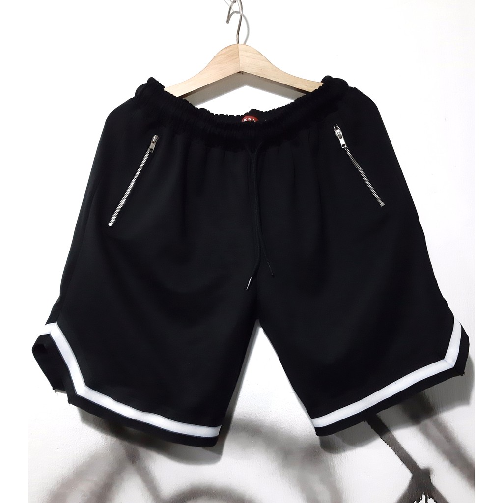 Quần Short Line V Unisex