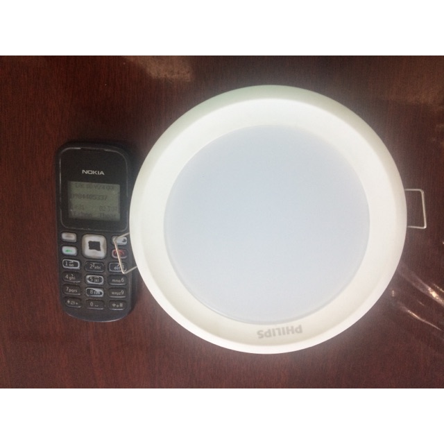 Đèn led âm trần Philip
