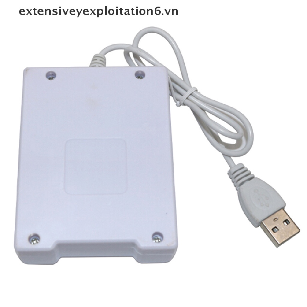 Bộ sạc pin ra 4 cổng USB thông dụng